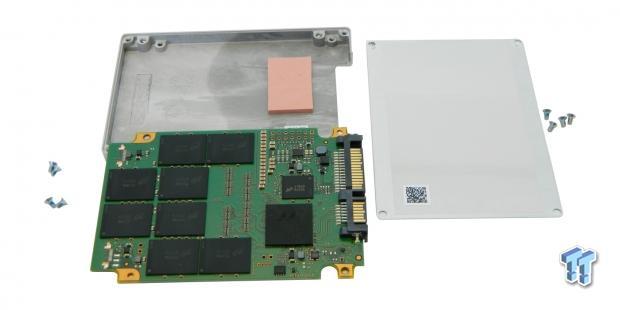 Crucial MX100 512GB 3-Drive SSD RAID Report 08 Crucial MX100 512GB 3-Drive SSD RAID Report 08