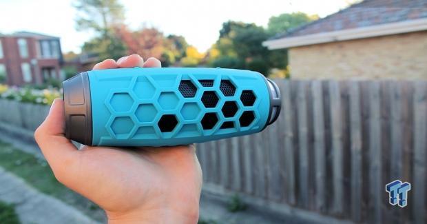Soniq Rock 7 Bluetooth Outdoor Portable Speaker