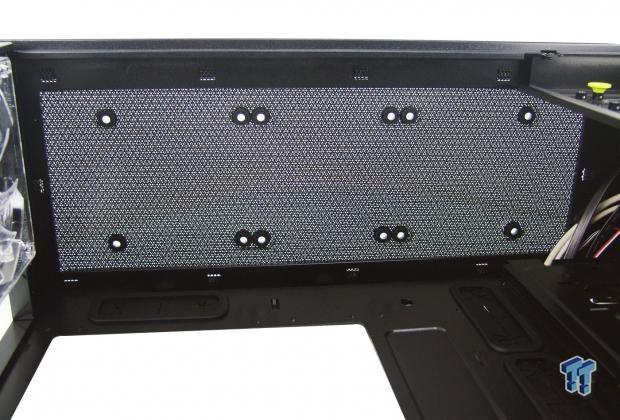 InWin Gaming Black 707 Full-Tower Chassis Review 21 InWin Gaming Black 707 Full-Tower Chassis Review 21