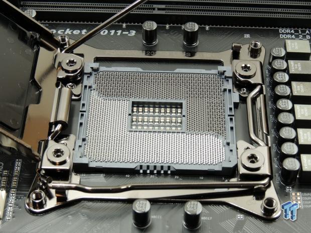 GIGABYTE X99-UD3P (Intel X99) Motherboard Review 13