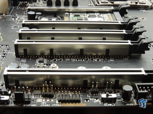 MSI X99A GODLIKE GAMING (Intel X99) Motherboard Review 19