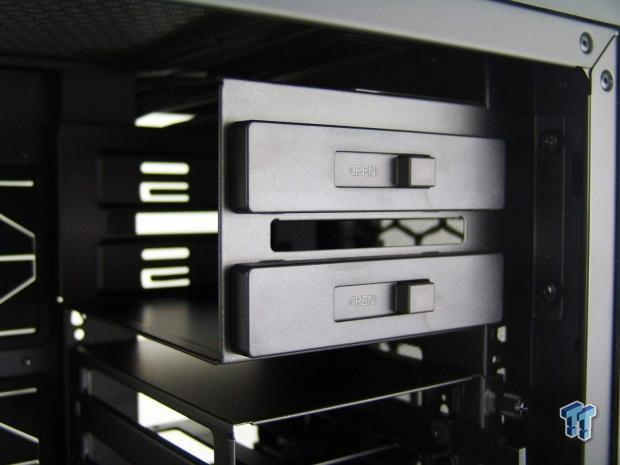 Cooler Master MasterCase 5 Modular FreeForm Mid-Tower Chassis Review 16