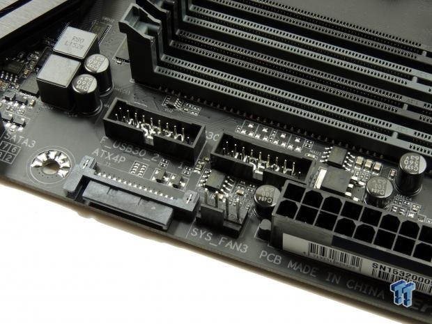GIGABYTE Z170X-UD5 (Intel Z170) Motherboard Review 12