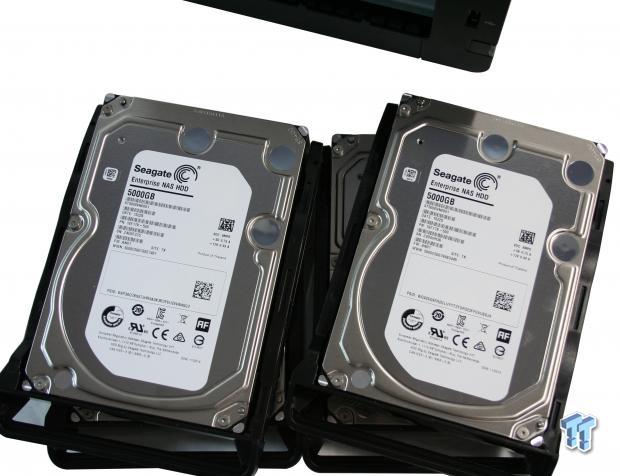 Synology DiskStation DS415+ Four-Bay SMB NAS Review 09