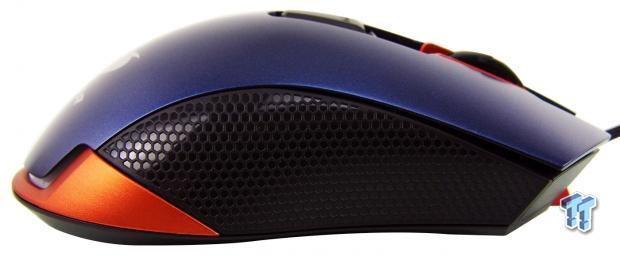 Cougar 550M Optical Gaming Mouse Review 10