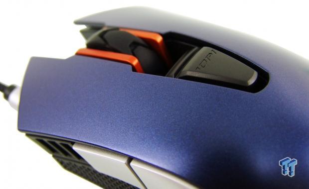 Cougar 550M Optical Gaming Mouse Review 12