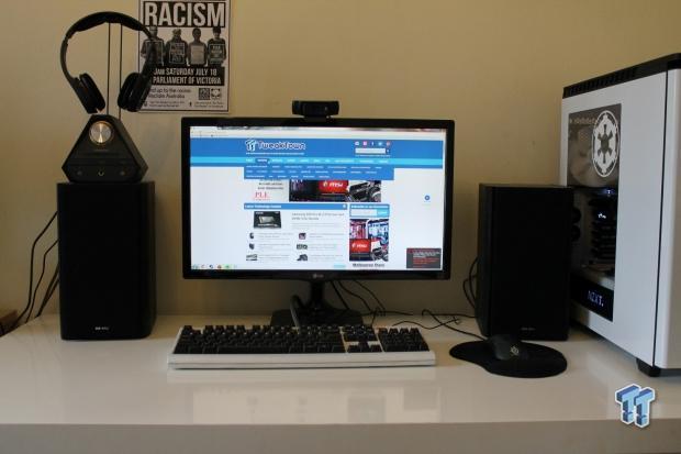 bookshelf speakers on desk