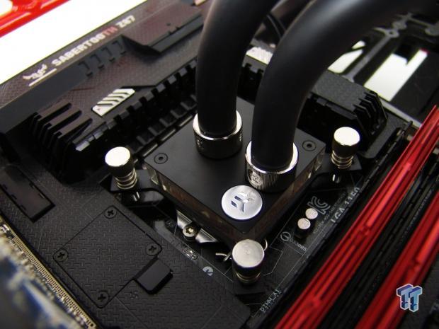 EKWB Predator 240 AIO CPU Liquid Cooler Review 22