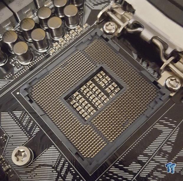 ASUS Z170-WS (Intel Z170) Motherboard Review 19