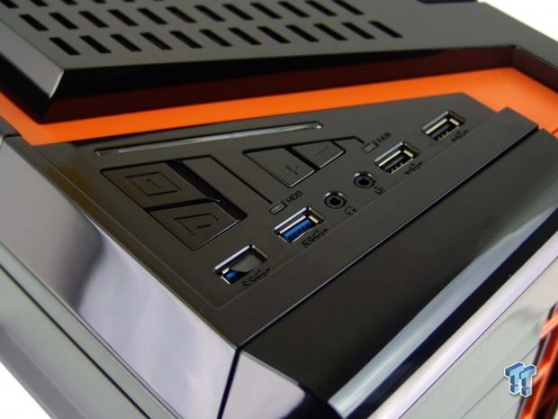 Azza Nova 8000 CSAZ-8000B Full-Tower Chassis Review 08 Azza Nova 8000 CSAZ-8000B Full-Tower Chassis Review 08