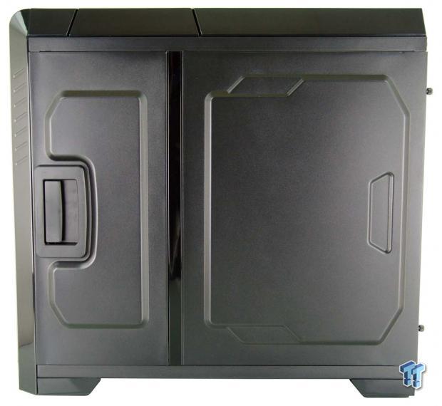 Azza Nova 8000 CSAZ-8000B Full-Tower Chassis Review 12 Azza Nova 8000 CSAZ-8000B Full-Tower Chassis Review 12
