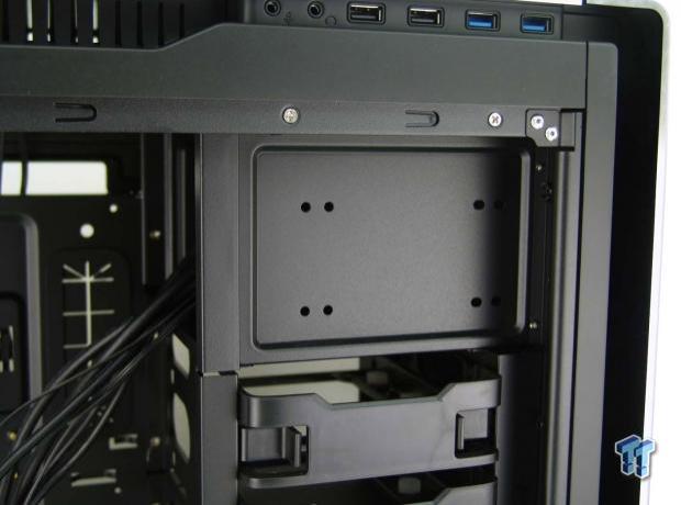 Antec Performance One P380 Full-Tower Chassis Review 17