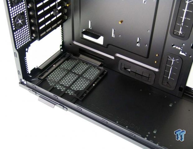 Antec Performance One P380 Full-Tower Chassis Review 22