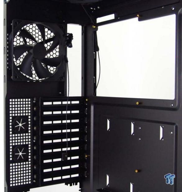 Antec Performance One P380 Full-Tower Chassis Review 23