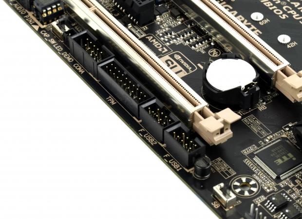 GIGABYTE X170-Extreme ECC (Intel C236) Motherboard Review 15 GIGABYTE X170-Extreme ECC (Intel C236) Motherboard Review 15