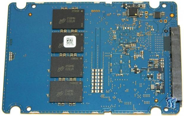 Crucial MX300 750GB SATA III SSD Review 10