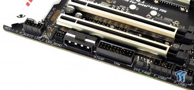 Open Gallery GIGABYTE X99-Ultra Gaming (Intel X99) Motherboard Review 14