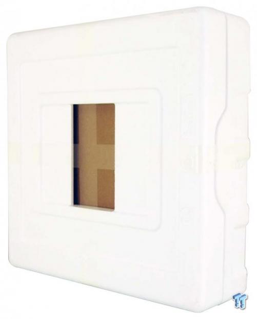 Thermaltake Core P3 ATX Wall Mount Chassis Review 06