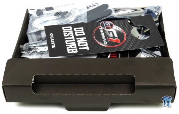 GIGABYTE Z170X-Ultra Gaming Motherboard Review 04