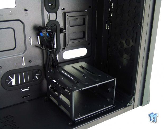 BitFenix Aurora Mid-Tower Chassis Review 17