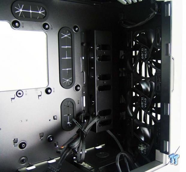 EVGA DG-87 Full-Tower Gaming Chassis Review 21