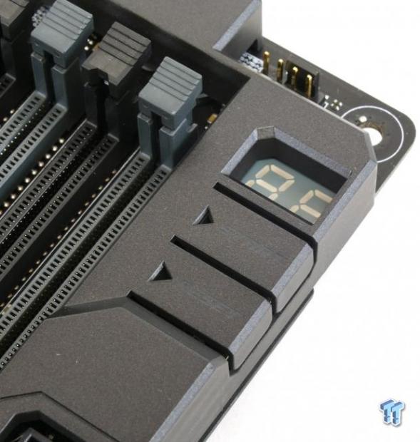 ASUS ROG Maximus IX Formula Z270 Motherboard Review 13