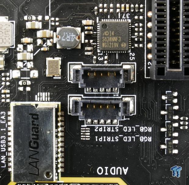 ASUS ROG Maximus IX Formula Z270 Motherboard Review 27