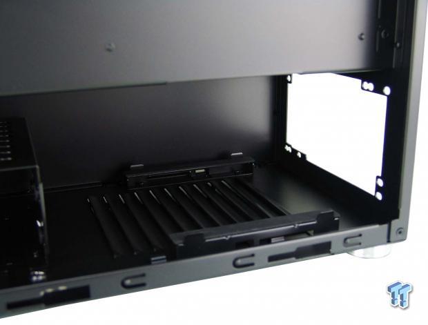 Lian Li PC-J60 B ATX Mid-Tower Chassis Review 23 Lian Li PC-J60 B ATX Mid-Tower Chassis Review 23