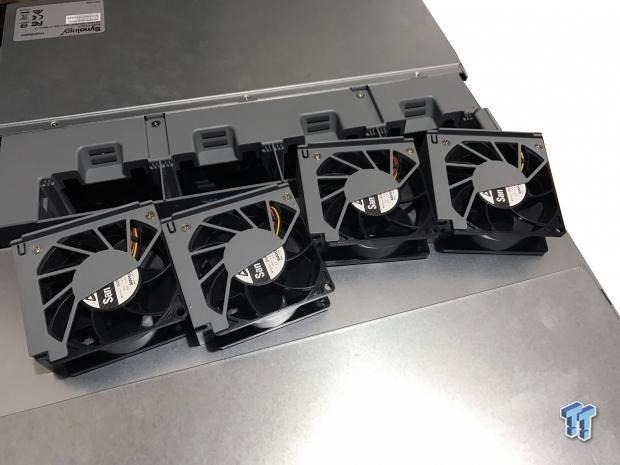 Synology FlashStation FS3017 24-Bay All-Flash NAS Review 10