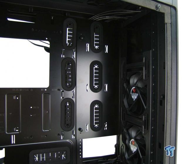 BitFenix Shogun EATX Super Mid-Tower Chassis Review 30