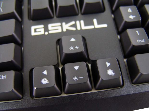 G.Skill Ripjaws RIPJAWS KM570 MX Gaming Keyboard Review 18