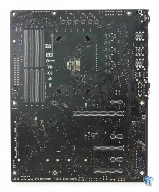 ASUS ROG Crosshair VI Hero (AMD X370) Motherboard Review 07