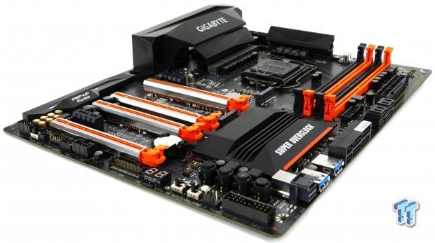 GIGABYTE Z270X-GAMING SOC Motherboard Review 01