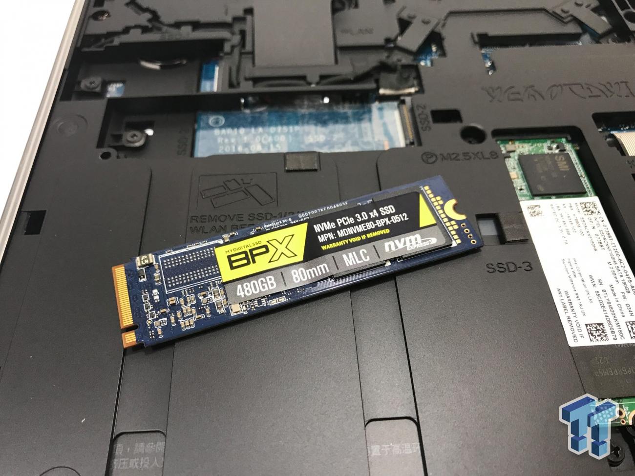 RAM Inside Alienware 17 R4 – disassembly Upgrading to an SSD - Alienware Us...