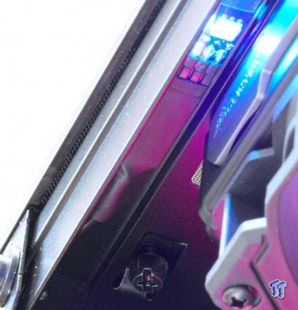 Open Gallery AVADirect Avant Garde Gaming PC Review 24