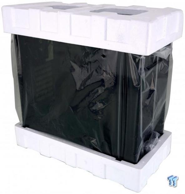 Aerocool Project 7 P7-C0 Mid-Tower Chassis Review 06