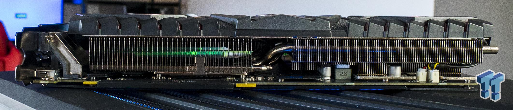 Open enlarged image MSI GeForce GTX 1080 Ti GAMING X TRIO: Unboxed 09