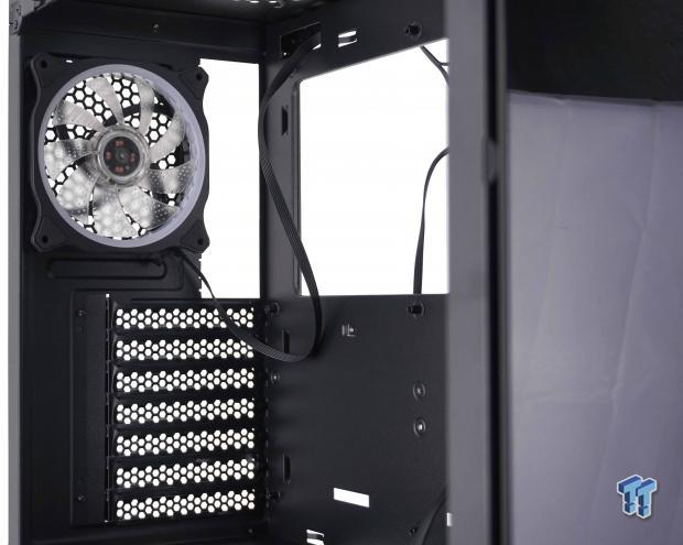 FSP CMT510 RGB Mid-Tower Chassis Review 18