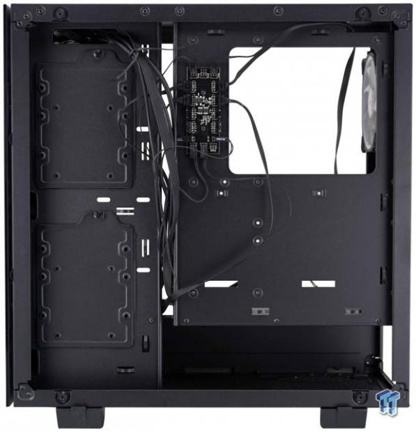 FSP CMT510 RGB Mid-Tower Chassis Review 20