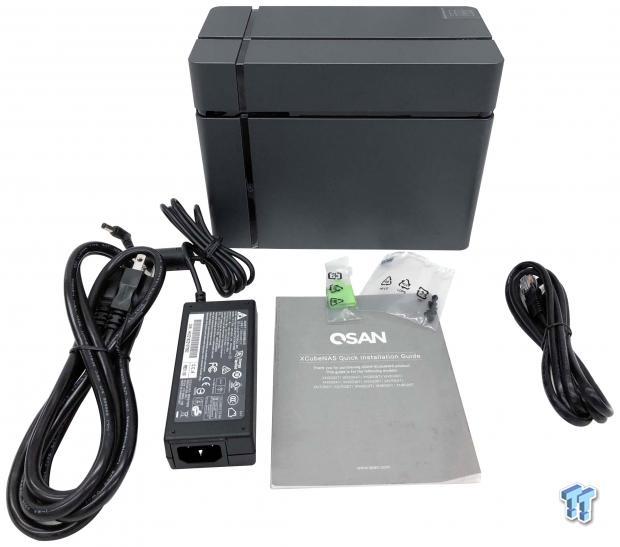 Qsan XN3002T Two-Bay NAS Review 03