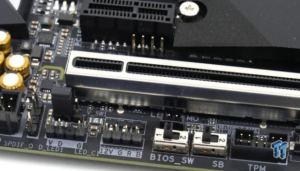 GIGABYTE Z390 Aorus Xtreme (Intel Z390) Motherboard Review 14 GIGABYTE Z390 Aorus Xtreme (Intel Z390) Motherboard Review 14