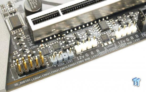Open Gallery ASRock Z390 Taichi Ultimate (Intel Z390) Motherboard Review 16