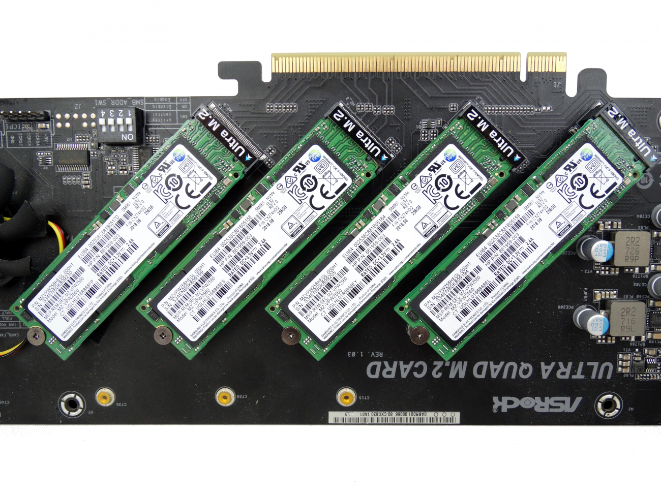 Fremhævet frekvens tårn Cheap Samsung SM961 NVMe VROC RAID SSD Performance