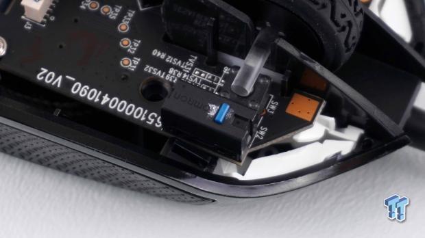 Corsair Nightsword RGB FPS/MOBA Gaming Mouse Review 23 Corsair Nightsword RGB FPS/MOBA Gaming Mouse Review 23
