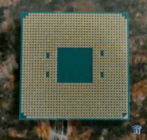 AMD Ryzen 3900X and 3700X (Zen2) Review 12