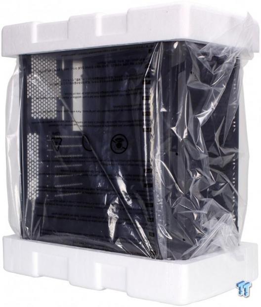Corsair iCUE 220T RGB Mid-Tower Chassis Review 05