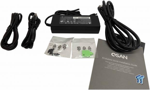 Qsan XN3004T 4+1 Bay NAS Review 04