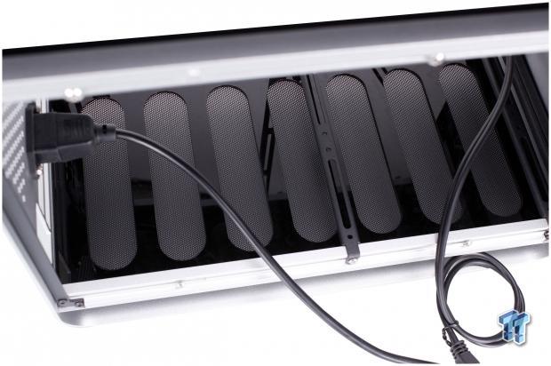 Streacom DA2 Mini-ITX Chassis Review 18 Streacom DA2 Mini-ITX Chassis Review 18