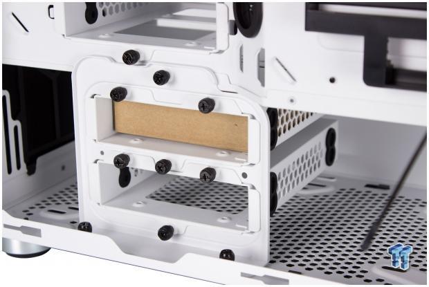 Corsair Carbide 678C Mid-Tower Chassis Review 23 Corsair Carbide 678C Mid-Tower Chassis Review 23