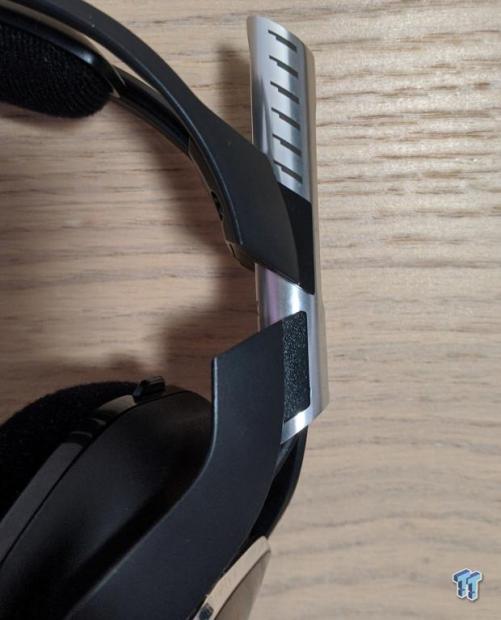 Astro A40 TR Gaming Headset + MixAmp Pro Review 16